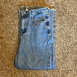 Women’s wide legged jeans